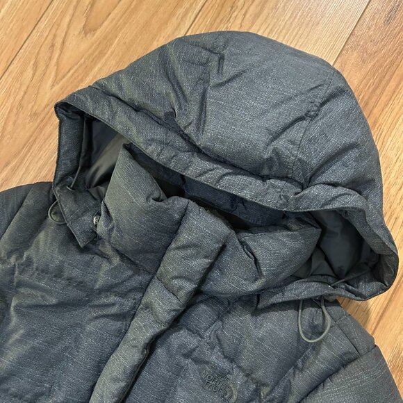 North Face Long Women's Puffer Hooded Jacket Size XS Grey Winter - Picture 6 of 8